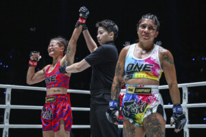 20 Stamp vs Cynthia Flores The Inner Circle 20 10