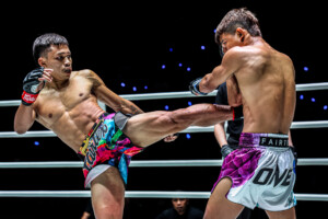 Banluelok Sitwatcharachai defeats Rak Erawan via knockout at The Inner Circle1
