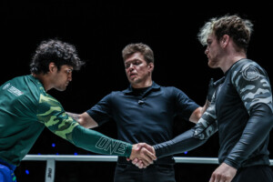 Owen Jones Fabricio Andrey ONE Fight Night 44 3
