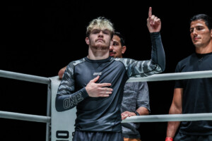 Owen Jones Fabricio Andrey ONE Fight Night 44 4