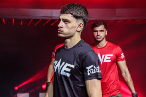 Rahim Borz Tcherchaiko defeats Zhang Chinese Tiger Jinhu via unanimous decision at The Inner Circle1