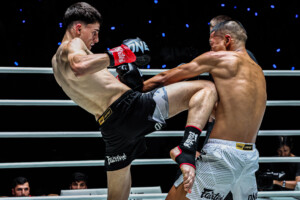 Rahim Borz Tcherchaiko defeats Zhang Chinese Tiger Jinhu via unanimous decision at The Inner Circle3