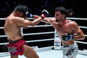 Mustafa Al Tekreeti Kompikart PK Saenchai The Inner Circle 22 9