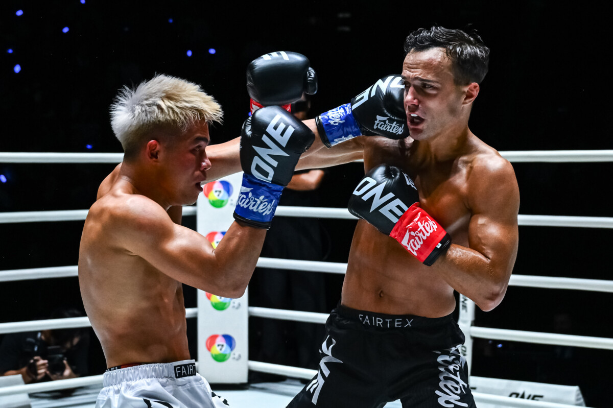 Zhang Peimian connected with a left punch on Jonathan Di Bella at The Inner Circle 22