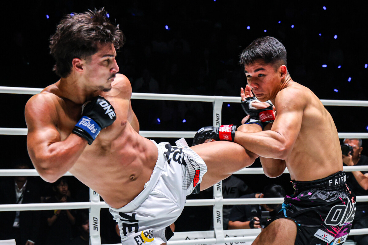 Ramadan Ondash unleashes a body kick on Johan Ghazali at The Inner Circle 24