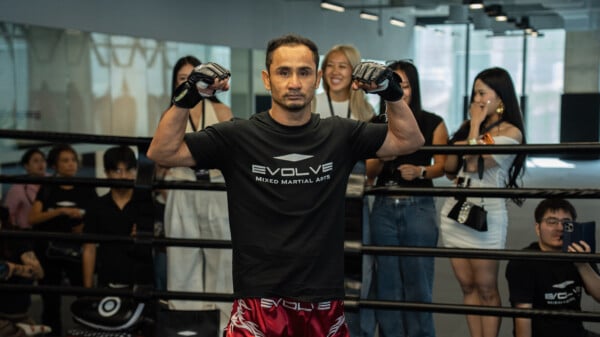 Sam-A Gaiyanghadao strikes a pose for photographers at The Inner Circle 23 open workout