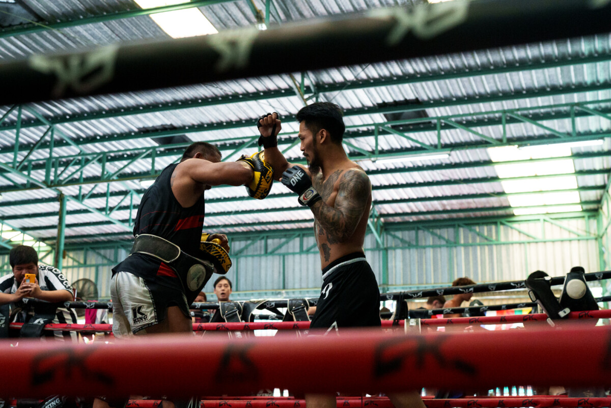 Suakim Pongsuphan PK lands an elbow during The Inner Circle 25 open workout