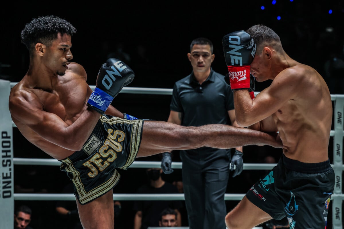 Denis Souza Jr. lands a body kick on Dmitrii Kovtun at ONE Fight Night 46