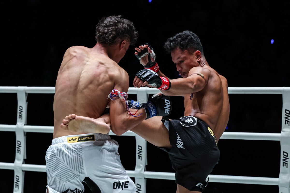 Denkriangkrai and Abdessamie Rhenimi held nothing back in their ONE Friday Fights 166 clash.