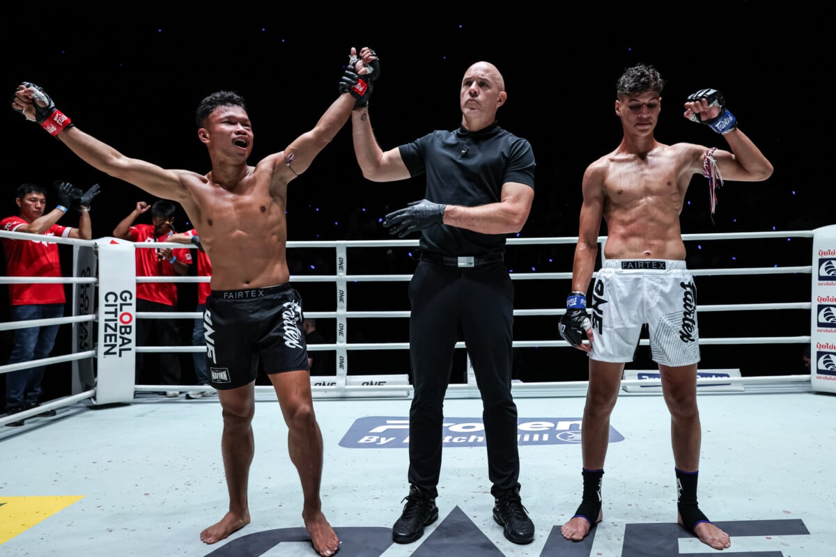 Denkriangkrai celebrates his win over Abdessamie Rhenimi at ONE Friday Fights 166.