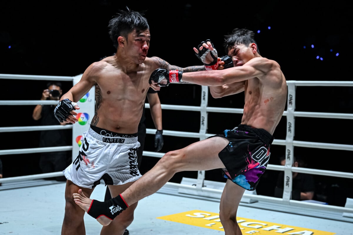 Panpadej connects with a left punch against Khunpon at ONE Friday Fights 166.