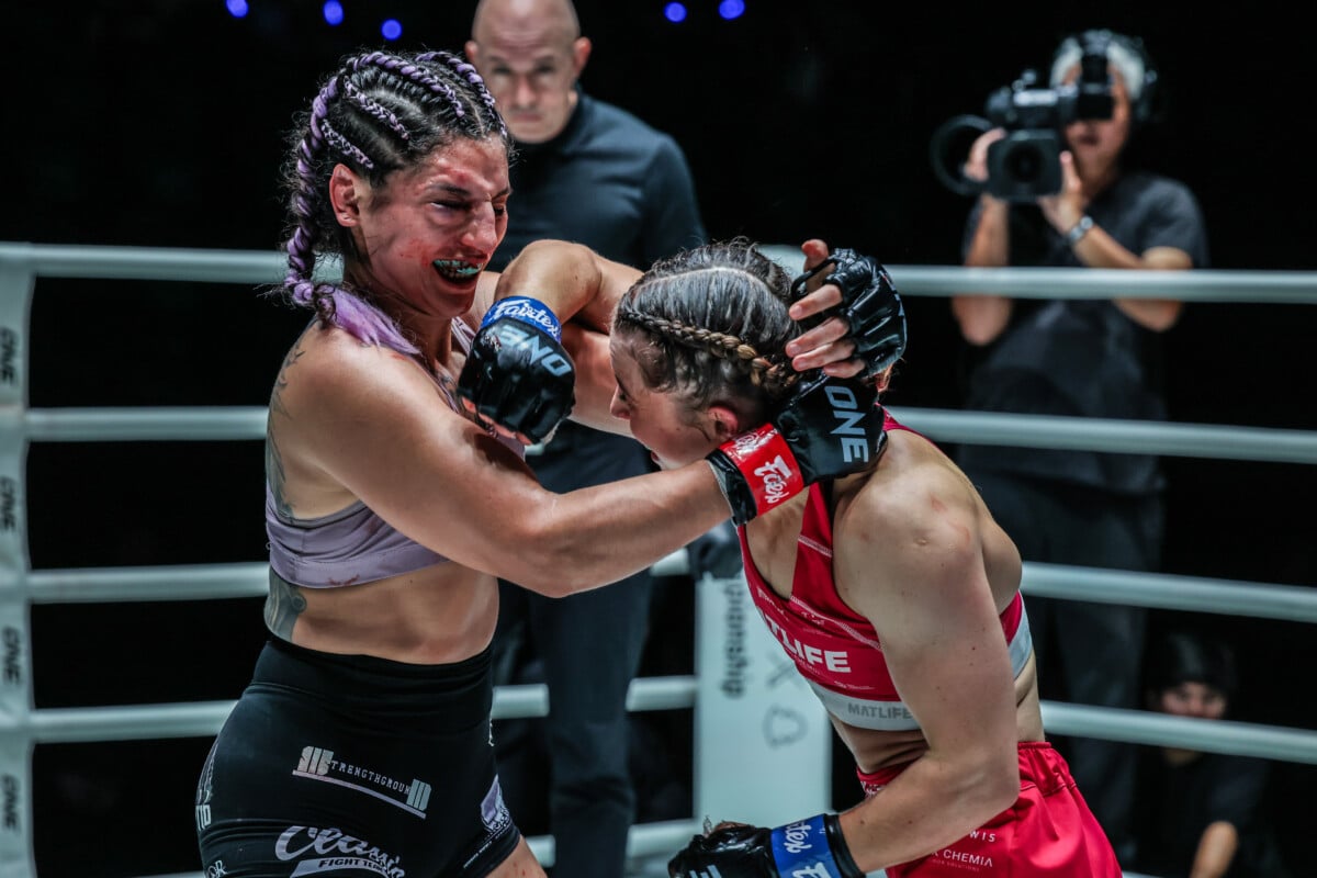 Magdalena Czaban throws an elbow on Natalie Salcedo at ONE Fight Night 46