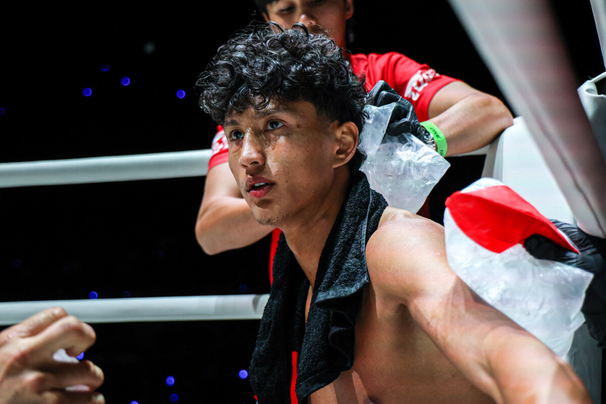 Nabil Anane sits in his corner in between rounds at The Inner Circle 25