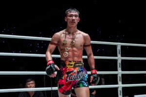Wanchainoi PK vs Petnamkhong at The Inner Circle 26 14