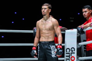 Enzo Kartoum VS Konstantin Shakhtarin at The Inner Circle 32 12