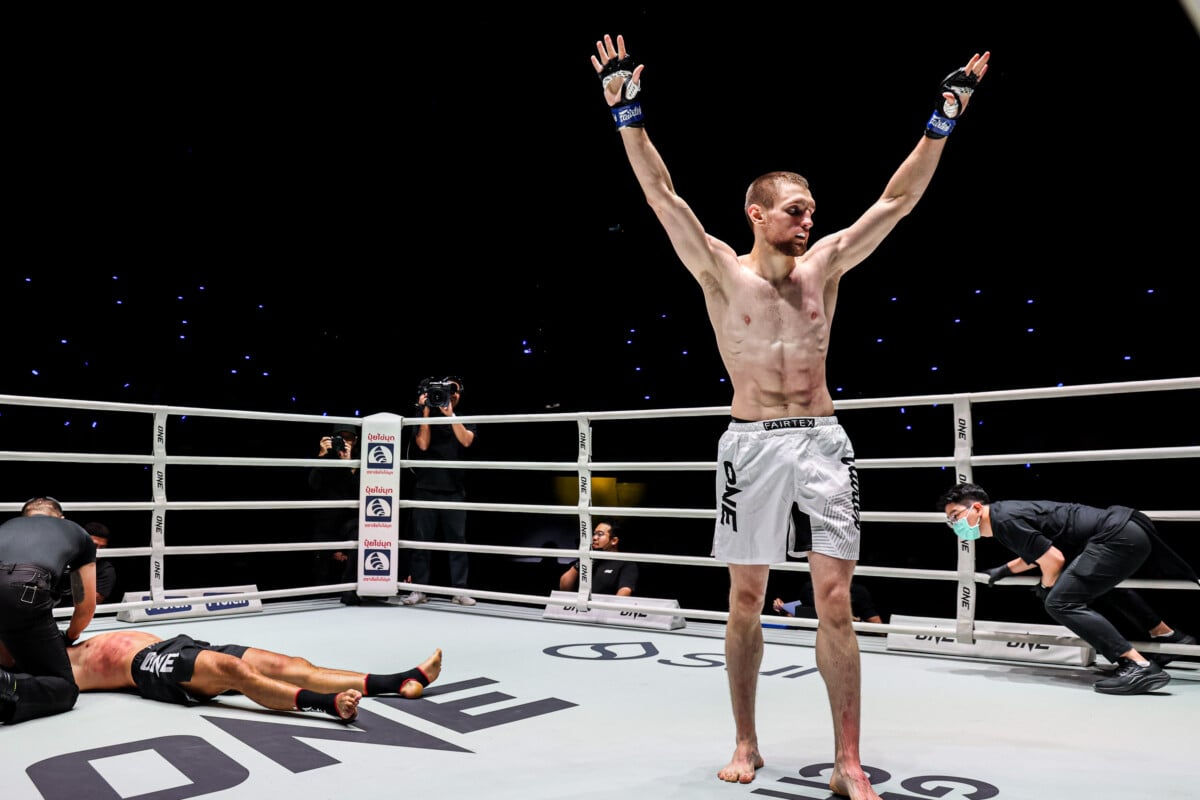 Konstantin Shakhtarin celebrates his win against Enzo Kartoum at The Inner Circle 32