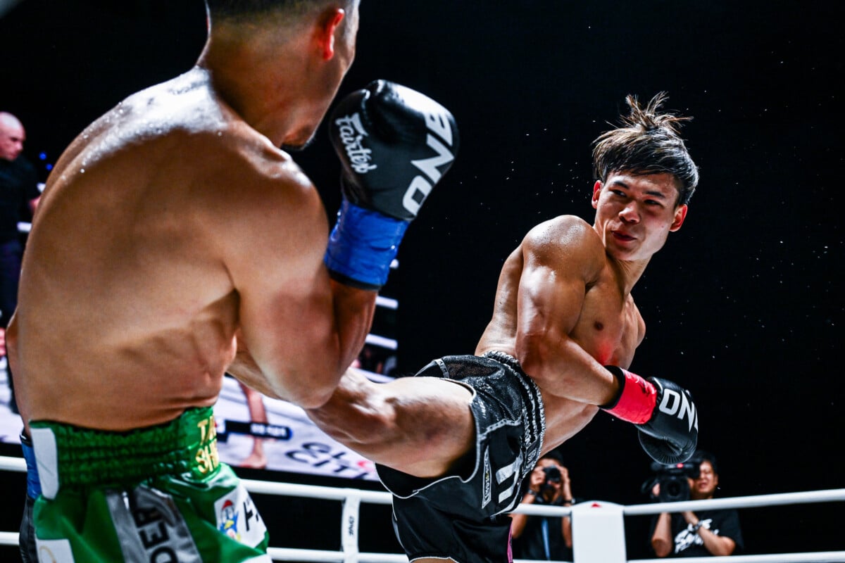 Japanese kickboxer Hyu Iwata kicks Hyuma Hitachi