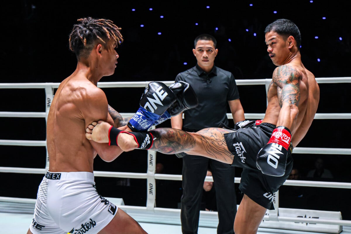 Kongthoranee VS Yuan Pengjie at The Inner Circle 32 13