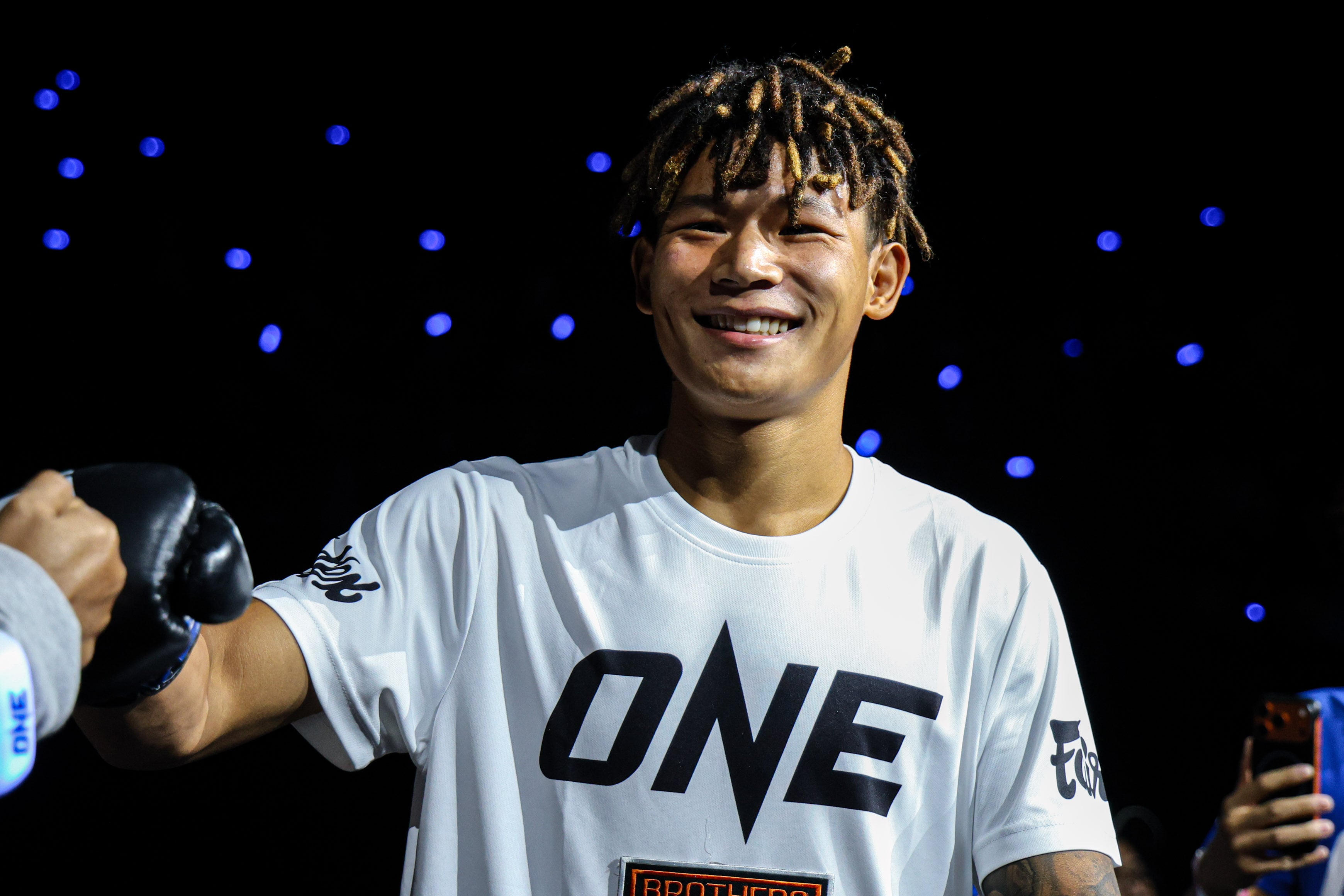 Kongthoranee VS Yuan Pengjie at The Inner Circle 32 9.jpg
