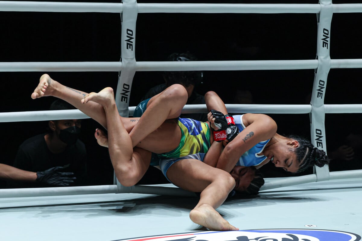 Macarena Aragon tries a submission on Gabi Fujimoto at ONE Fight Night 47