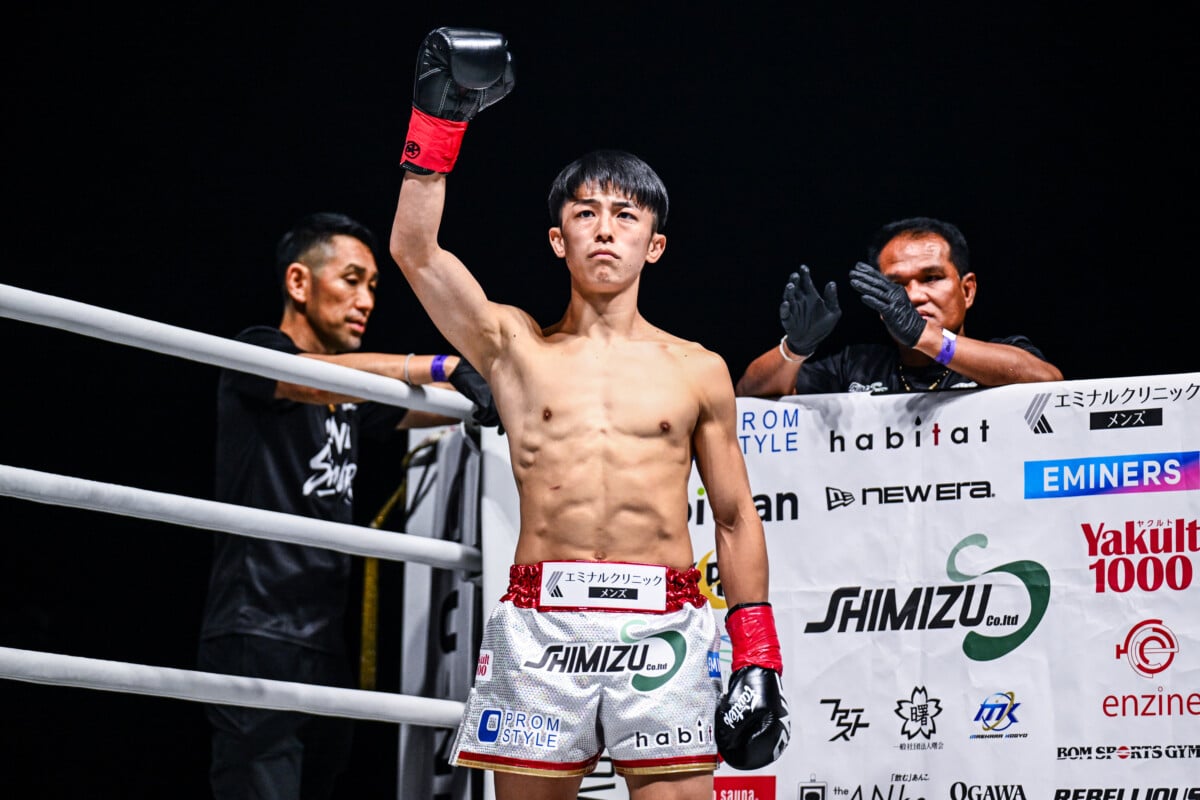 Nadaka moments before his clash with Har Ling Om at ONE SAMURAI 3