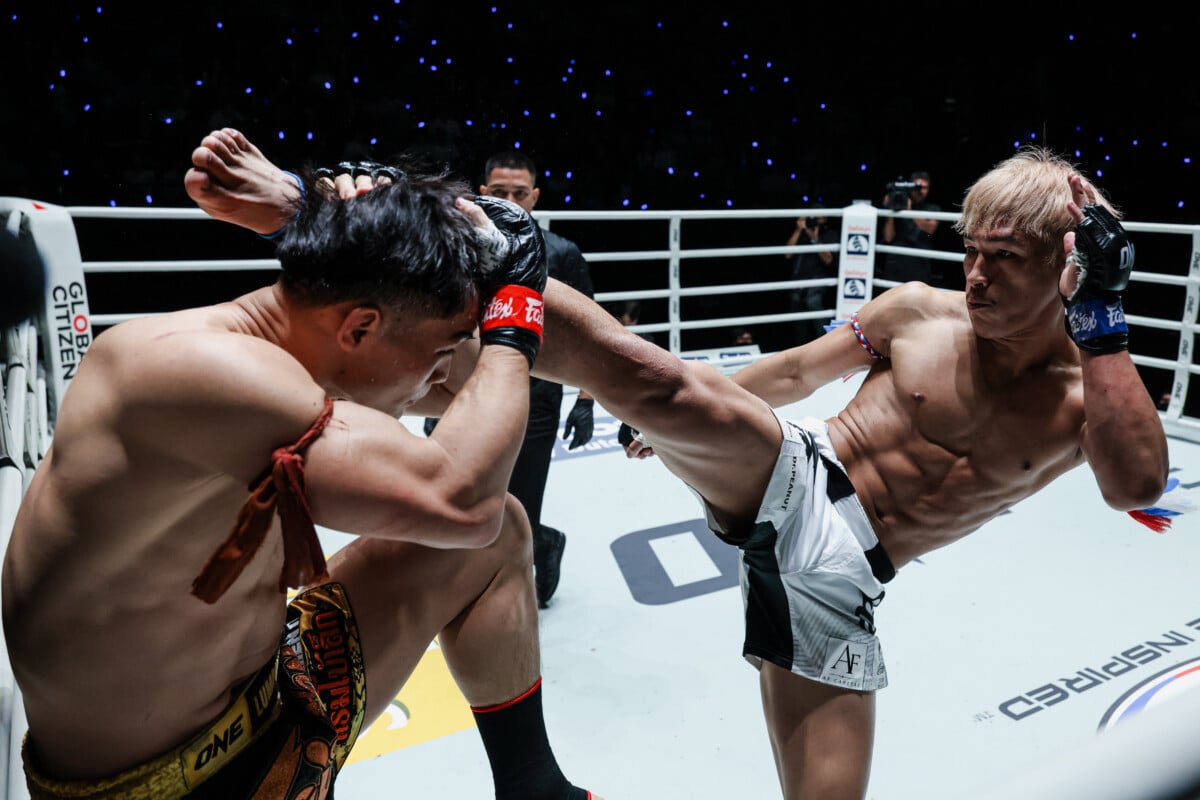  Yod-IQ lands a high kick on Rambolek at The Inner Circle 30