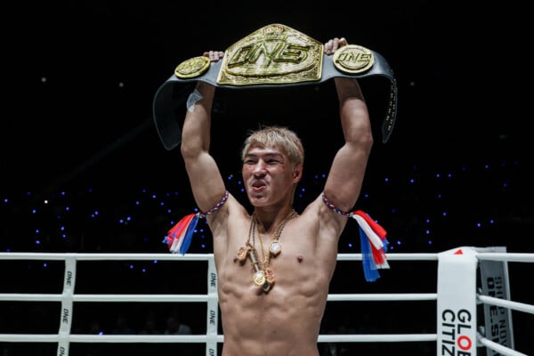 Yod-IQ Or Pimolsri celebrates his World Title win at The Inner Circle 30.