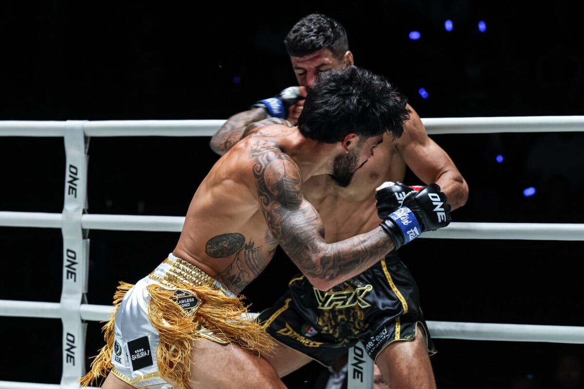 Ricardo Bravo unloads a powerful left against Mohamed Younes Rabah at ONE Fight Night 47