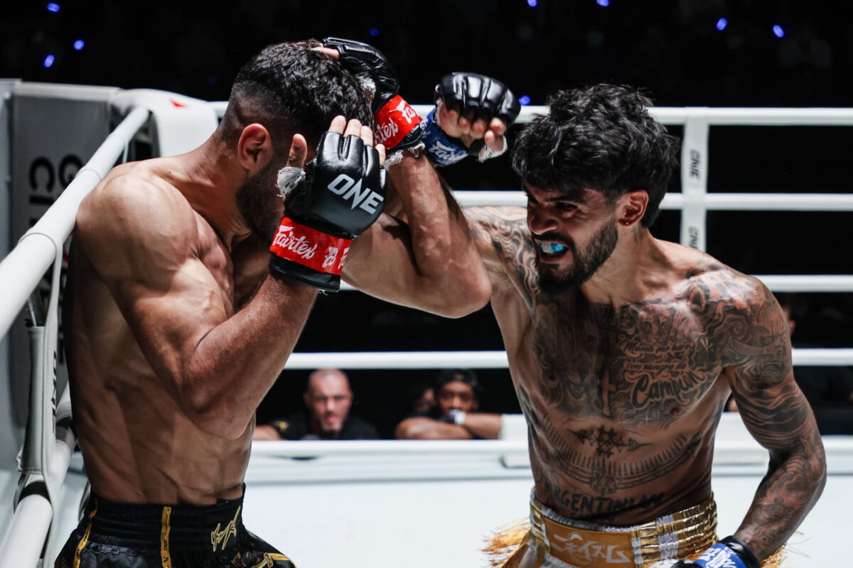 Ricardo Bravo throws an elbow on Mohamed Younes Rabah at ONE Fight Night 47
