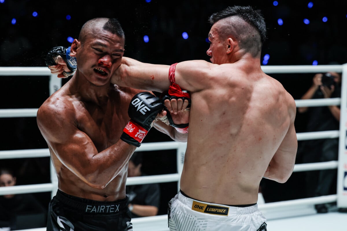 Sangarthit absorbs a left elbow from Logan Chan at The Inner Circle 30