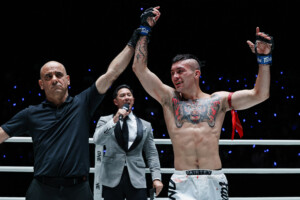 Sangarthit vs Logan Chan at The Inner Circle 30 15