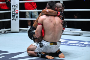 Sangarthit vs Logan Chan at The Inner Circle 30 21