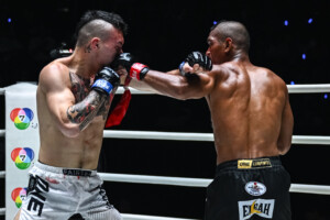 Sangarthit vs Logan Chan at The Inner Circle 30 9