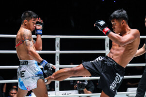 Songpandin vs Petsiam at The Inner Circle 29 3