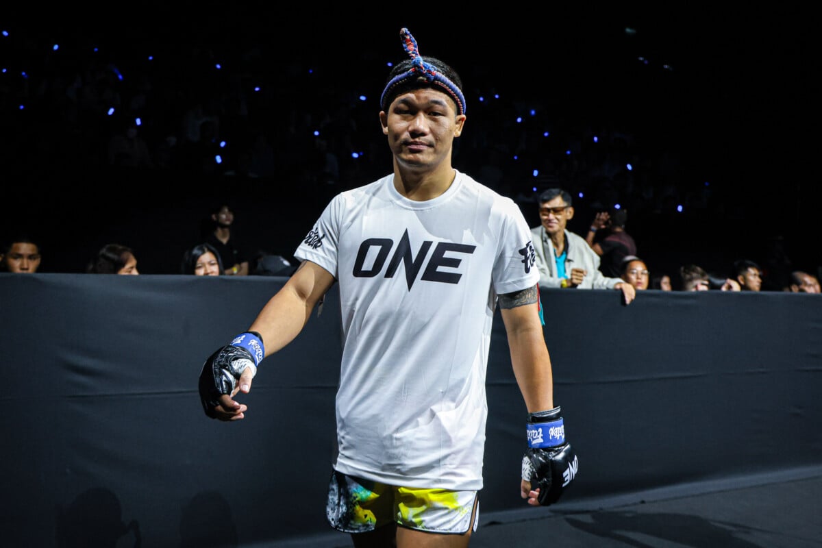 Petsiam walks into the ring at The Inner Circle 29
