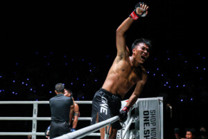 Songpandin vs Petsiam at The Inner Circle 29 9