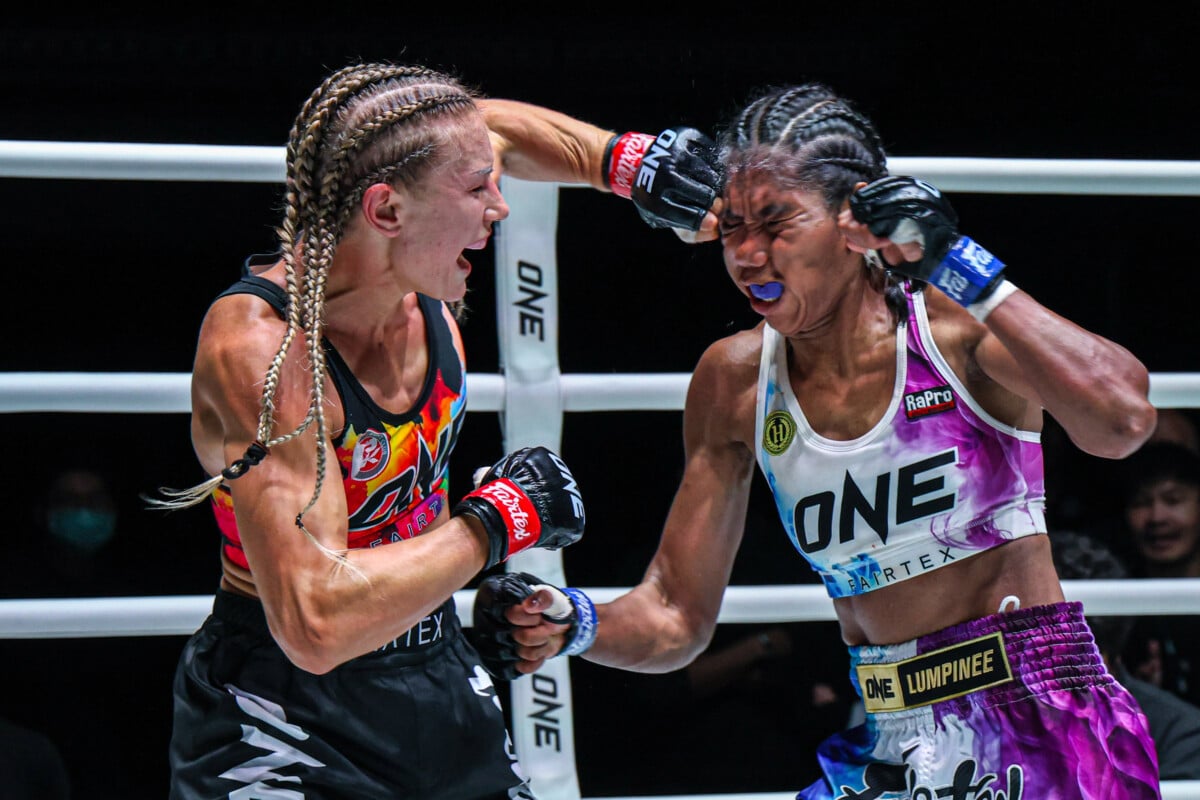 Zoe Neuschwander VS Susanti Ndapataka at The Inner Circle 32