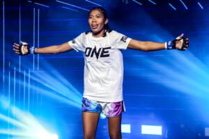 Zoe Neuschwander VS Susanti Ndapataka at The Inner Circle 32 25 1