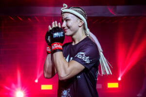 Zoe Neuschwander VS Susanti Ndapataka at The Inner Circle 32 26 1
