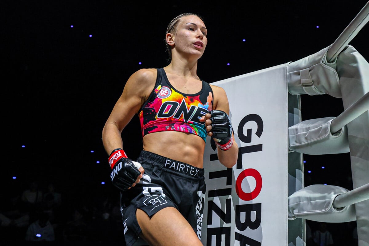Zoe Neuschwander VS Susanti Ndapataka at The Inner Circle 32