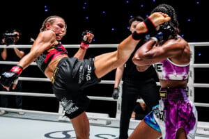 Zoe Neuschwander VS Susanti Ndapataka at The Inner Circle 32 9