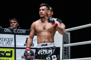 Arian Esparza Sam Fitzgerald ONE Fight Night 48 2