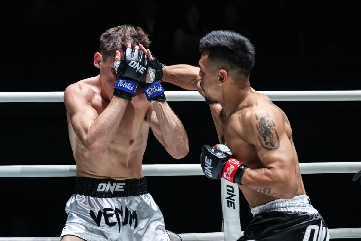 Arian Esparza fires a right hook on Sam Fitzgerald at ONE Fight Night 48
