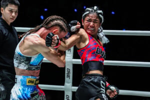 Duangdawnoi vs Aline Seiberth at The Inner Circle 33 17