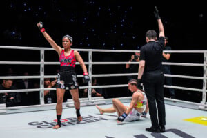 Duangdawnoi vs Aline Seiberth at The Inner Circle 33 4
