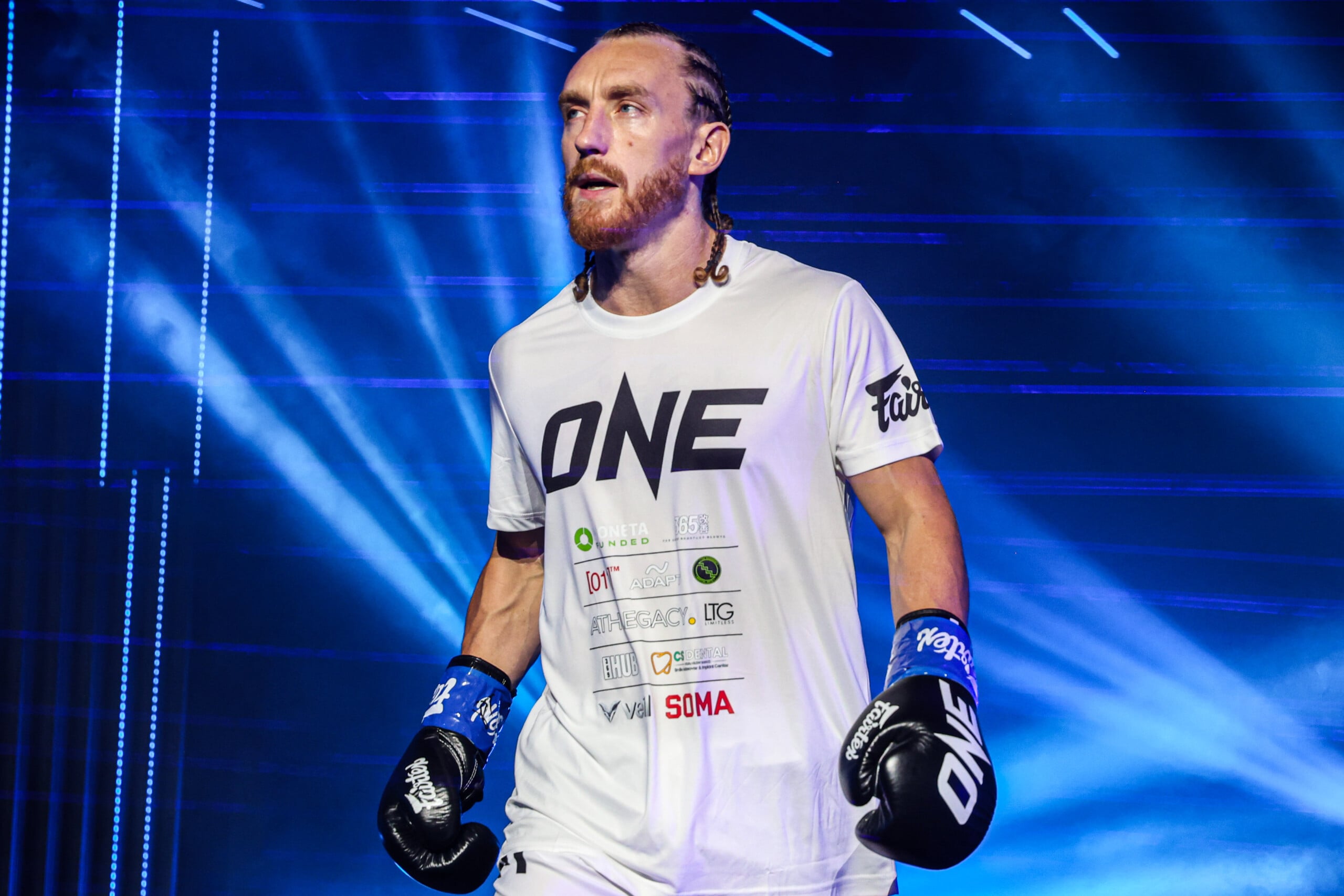 Ben Woolliss makes his entrance at The Inner Circle 33
