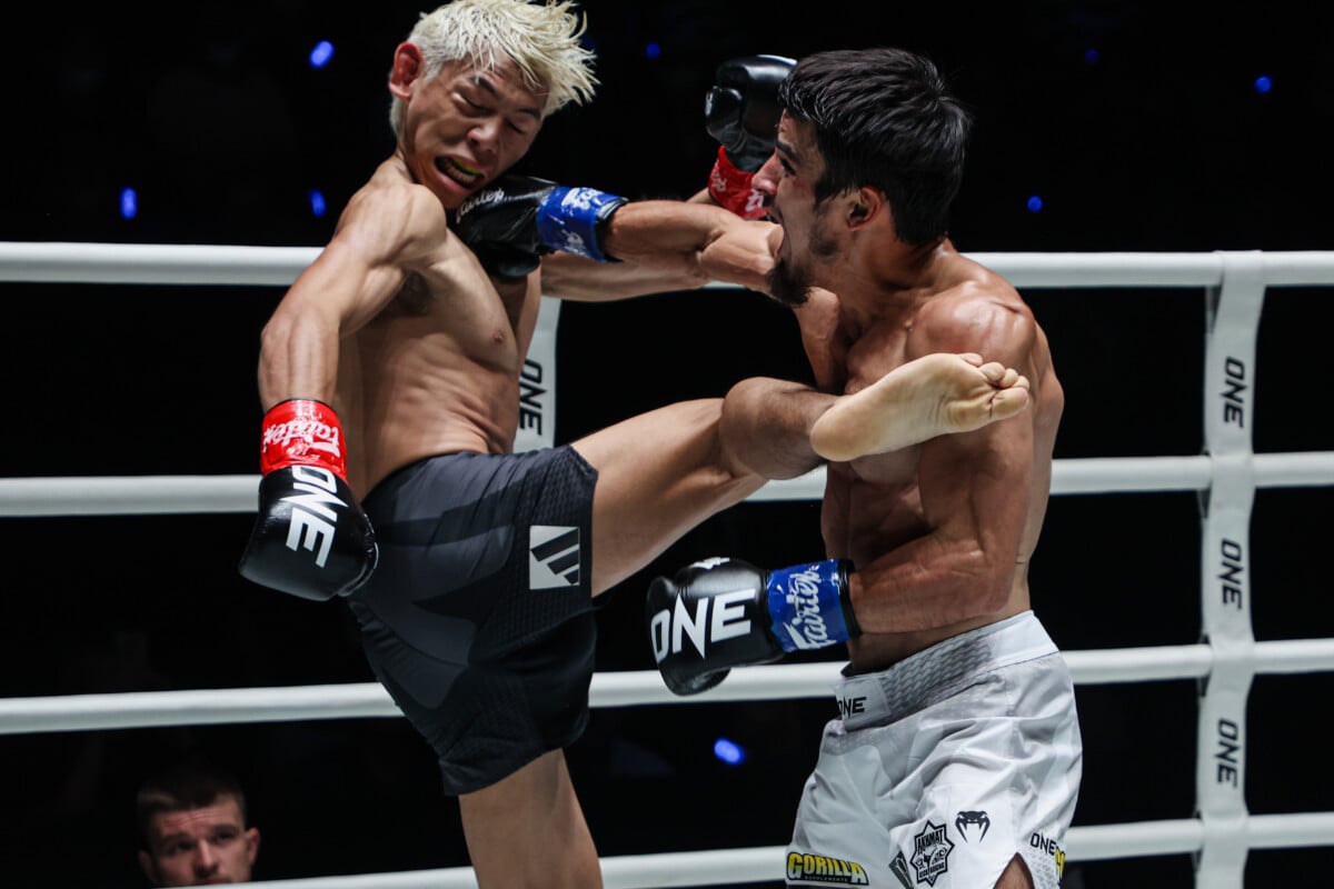 Elbrus Osmanov tags Yi Yuxuan with a thudding right hand at ONE Fight Night 48