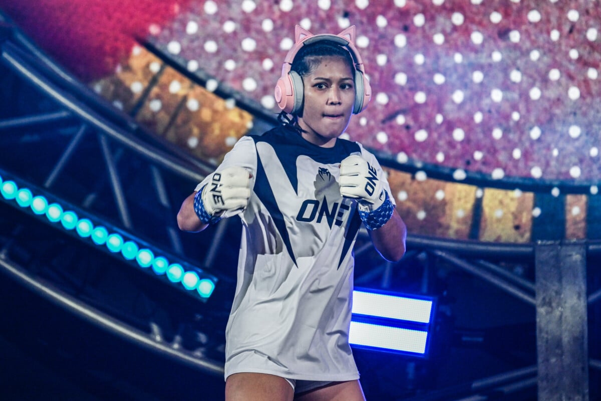 Jihin Radzuan makes her walk into the Circle at ONE SAMURAI 4.