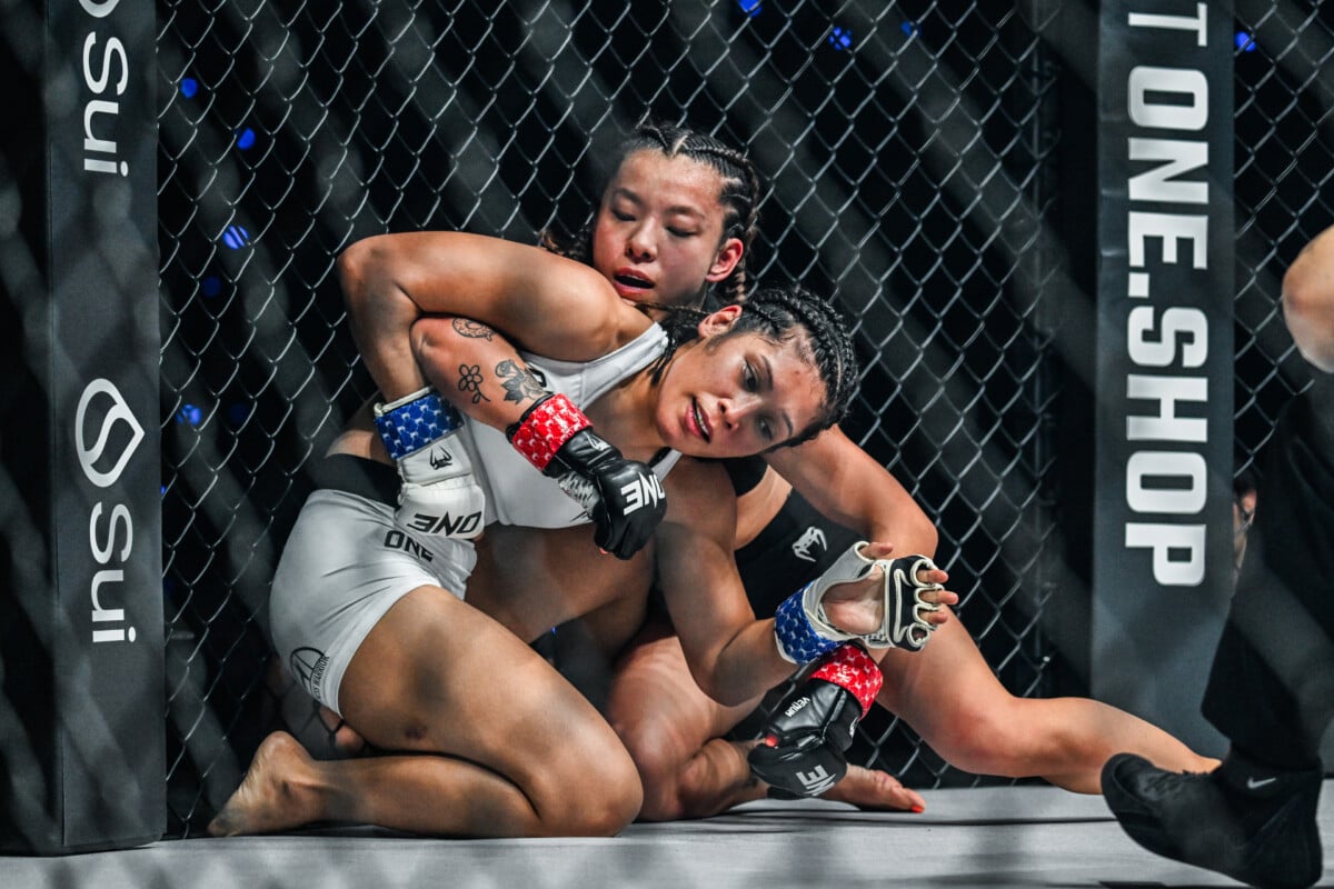 Itsuki Hirata vs Jihin Radzuan at ONE SAMURAI 4.