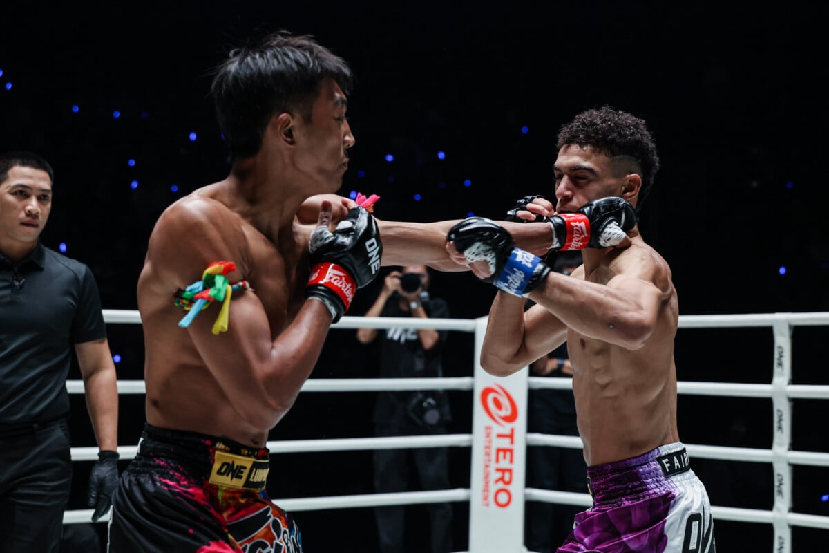 Jaradchai Maxjandee fires a solid left on Ayoub Yassine at The Inner Circle 35